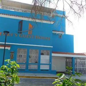 ** Guest house Henry's Puerto Rico